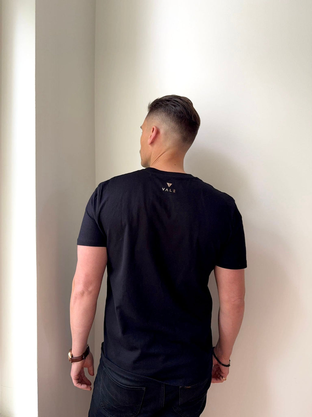 VALE Clothing X Pyry Laakso Pelkillä Vanteilla unisex T-paita