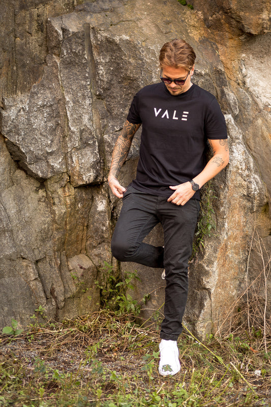 VALE Vida unisex T-paita musta