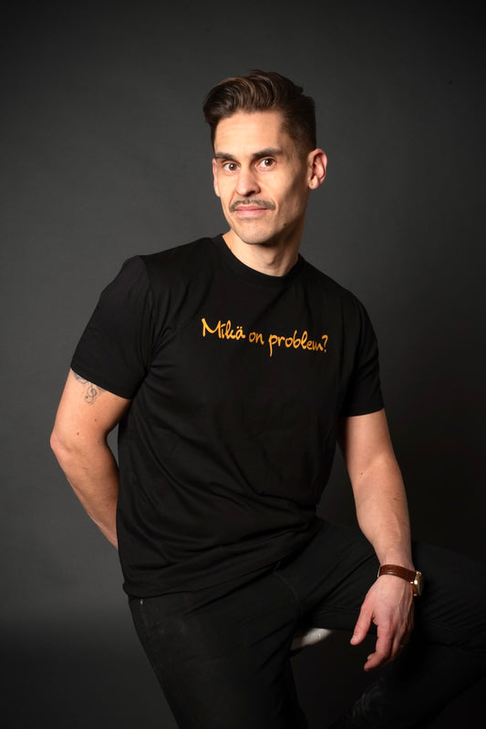 VALE Clothing x Pyry Laakso unisex musta T-paita